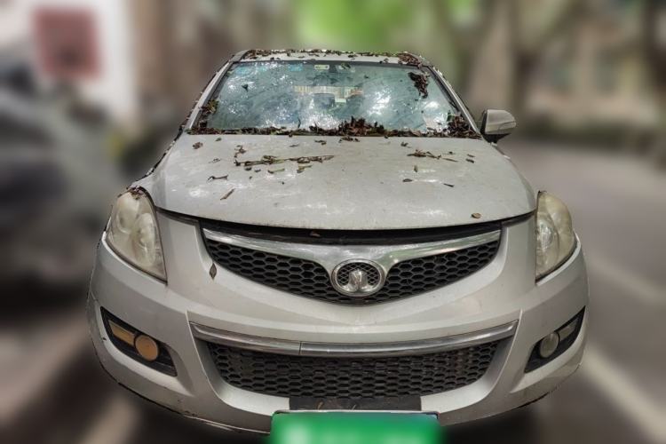 Used Haval H5 Classic 2013 ZhiZun Edition Green Silence 2.0T Manual 4x4 Progressive Model Front