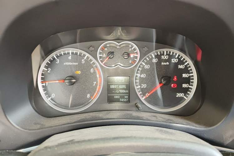 Used Haval H5 Classic 2013 Zhizun Edition 2.0T Manual 4x4 Prestige Model Instrument Cluster