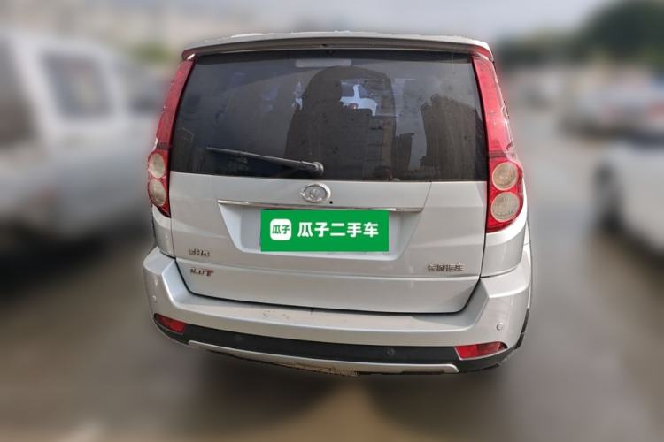 Used Haval H5 Classic 2013 Zhizun Edition 2.0T Manual 4x4 Progressive Model Rear
