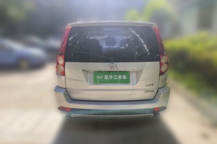 Used Haval H5 Classic 2013 Zhizun Edition 2.0T Manual 4x4 Elite Model Rear