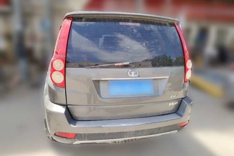 Used Haval H5 Classic 2013 ZhiZun Edition 2.0T Manual Two-Wheel Drive Elite Model Rear