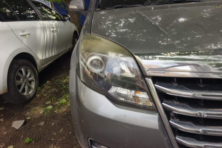 Used Haval H5 Classic 2013 ZhiZun Edition Green Silence 2.0T Manual 4x4 Progressive Model Right Front Headlight