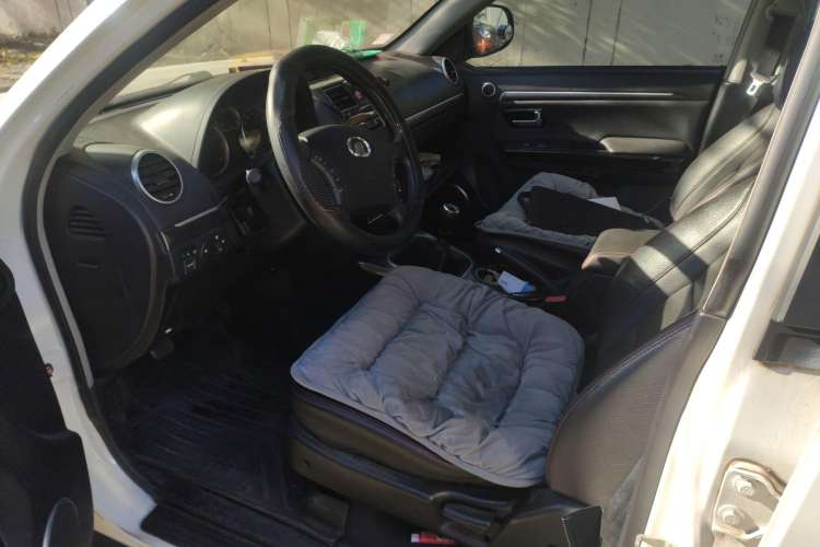 Used Haval H5 Classic 2013 Zhizun Edition 2.0T Manual 4x4 Elite Model Driver Seat