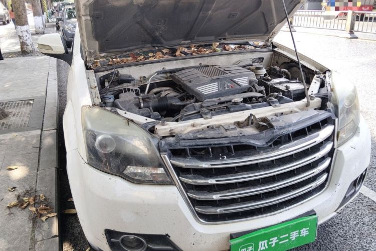 Used Haval H5 Classic 2013 Zhizun Edition 2.0T Manual Two-Wheel Drive Entry-Level Model Engine Bay Right