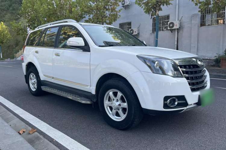 Used Haval H5 Classic 2013 Zhizun Edition 2.0T Manual 4x4 Elite Model Exterior 2