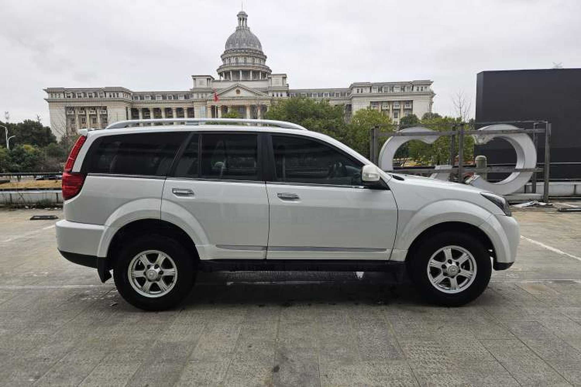 Used Haval H5 Classic 2013 Zhizun Edition 2.0L Manual Two-Wheel Drive Entry-Level Model Exterior 3