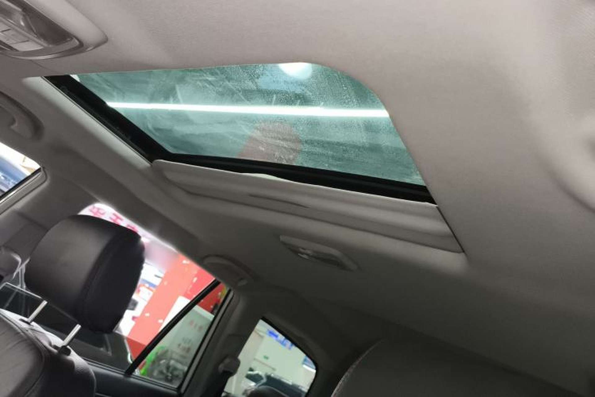 Used Haval H5 Classic 2013 Zhizun Edition 2.0T Manual 4x4 Prestige Model Headliner