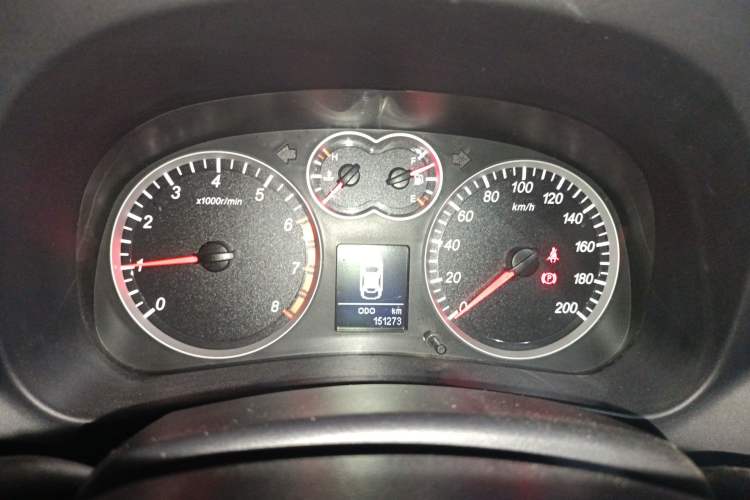 Used Haval H5 Classic 2013 Zhizun Edition 2.0T Manual 4x4 Prestige Model Instrument Cluster