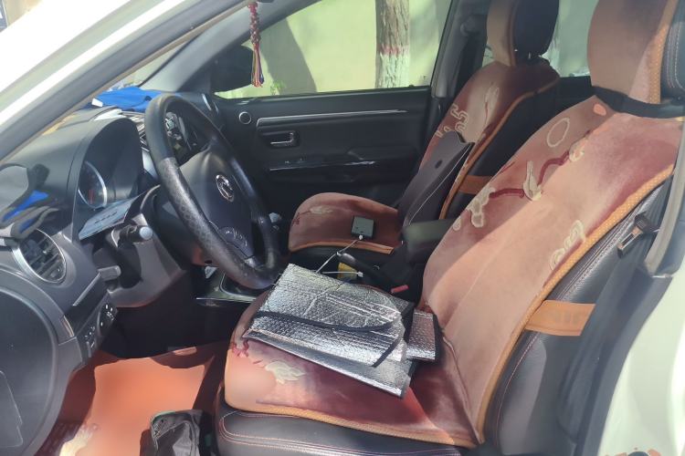 Used Haval H5 Classic 2013 Zhizun Edition 2.0T Manual 4x4 Elite Model Left Front Seat