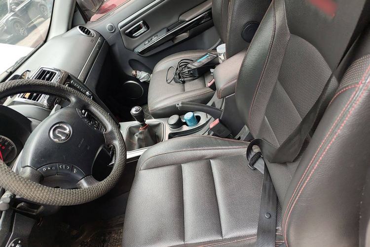 Used Haval H5 Classic 2013 Zhizun Edition 2.0T Manual 4x4 Elite Model Left Front Seat