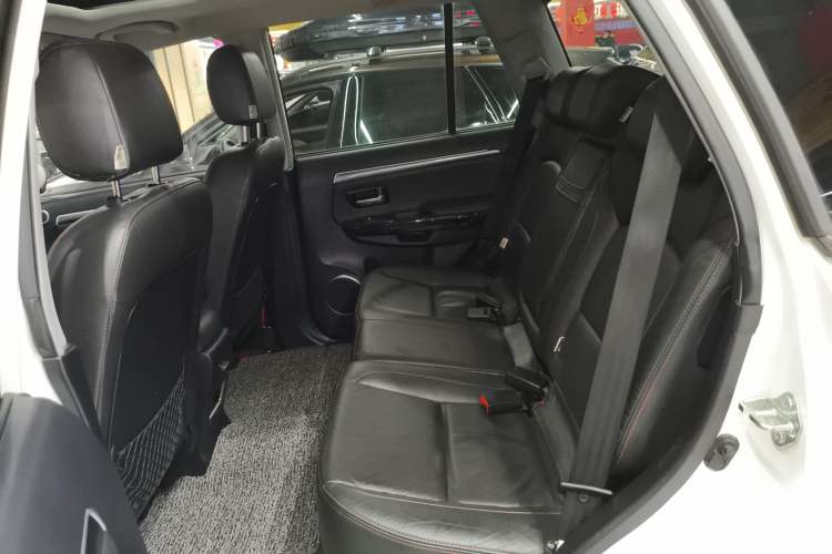 Used Haval H5 Classic 2013 Zhizun Edition 2.0T Manual 4x4 Prestige Model Left Rear Seat