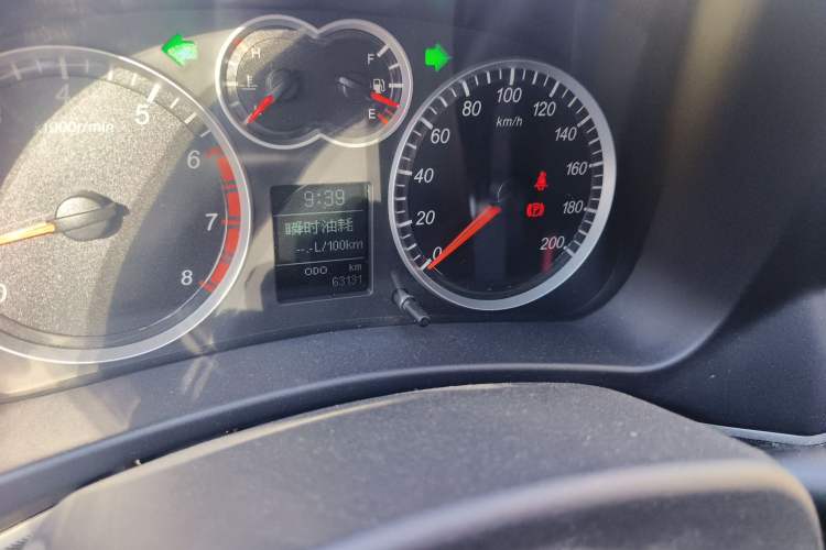 Used Haval H5 Classic 2013 Zhizun Edition 2.0T Manual 4x4 Elite Model Odometer Close Up