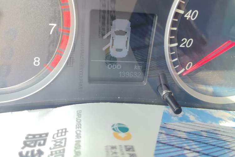Used Haval H5 Classic 2013 Zhizun Edition 2.0T Manual 4x4 Elite Model Odometer Close Up