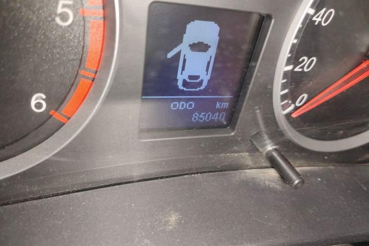 Used Haval H5 Classic 2013 ZhiZun Edition Green Silence 2.0T Manual 4x4 Progressive Model Odometer Close Up