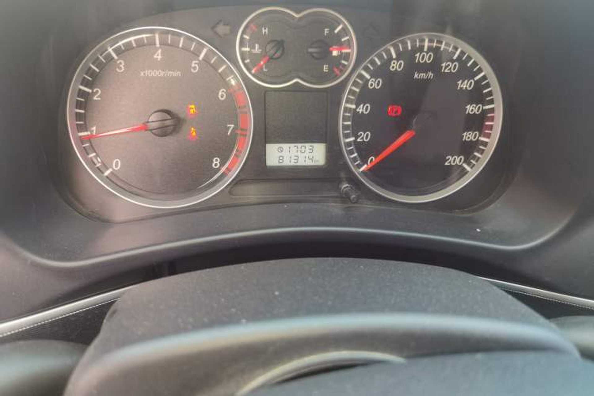Used Haval H5 Classic 2013 Zhizun Edition 2.0L Manual Two-Wheel Drive Entry-Level Model Odometer Close Up