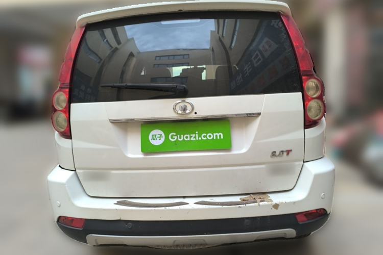 Used Haval H5 Classic 2013 Zhizun Edition 2.0T Manual Two-Wheel Drive Entry-Level Model Rear
