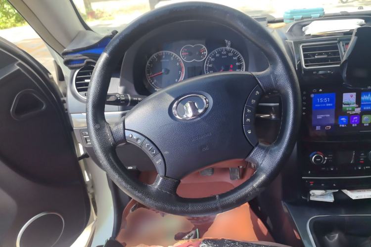 Used Haval H5 Classic 2013 Zhizun Edition 2.0T Manual 4x4 Elite Model Steering Wheel