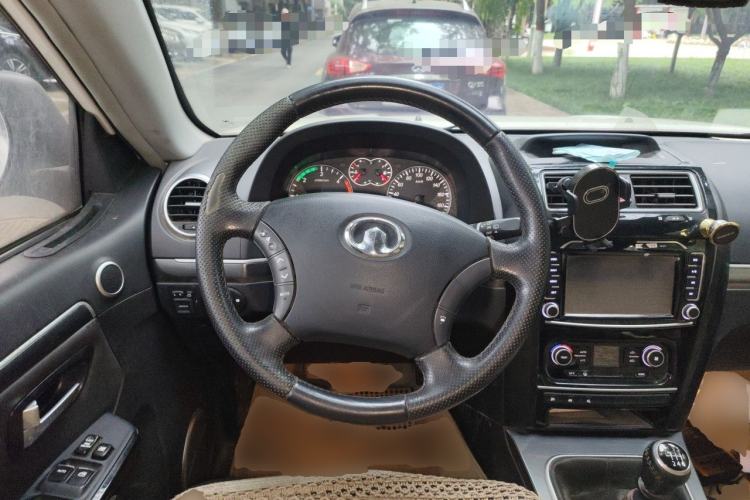 Used Haval H5 Classic 2013 ZhiZun Edition Green Silence 2.0T Manual 4x4 Progressive Model Steering Wheel