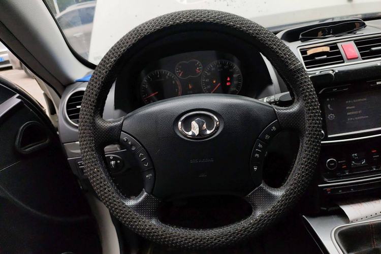 Used Haval H5 Classic 2013 Zhizun Edition 2.0T Manual 4x4 Elite Model Steering Wheel