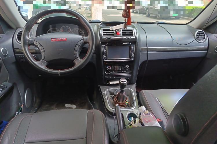 Used Haval H5 Classic 2015 2.0T Manual 4x4 Prestige Version Center Console