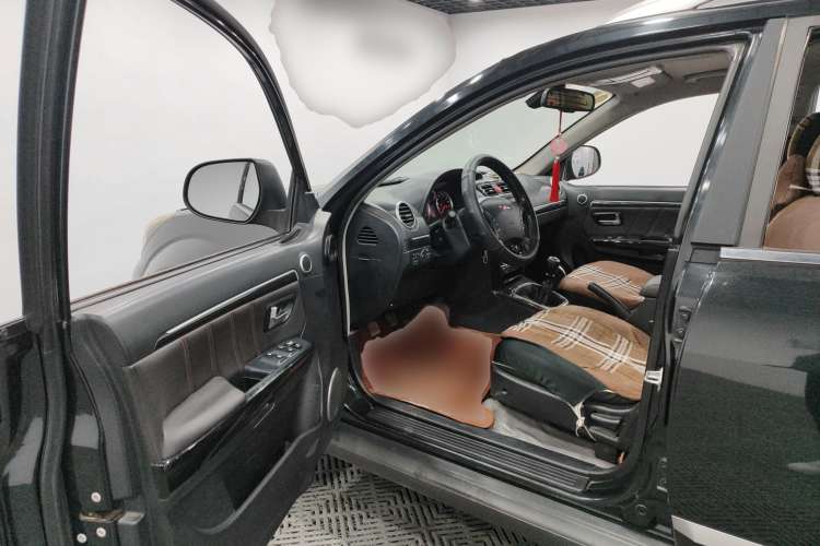 Used Haval H5 Classic 2015 2.0T Manual 4x4 Elite Edition Driver Seat