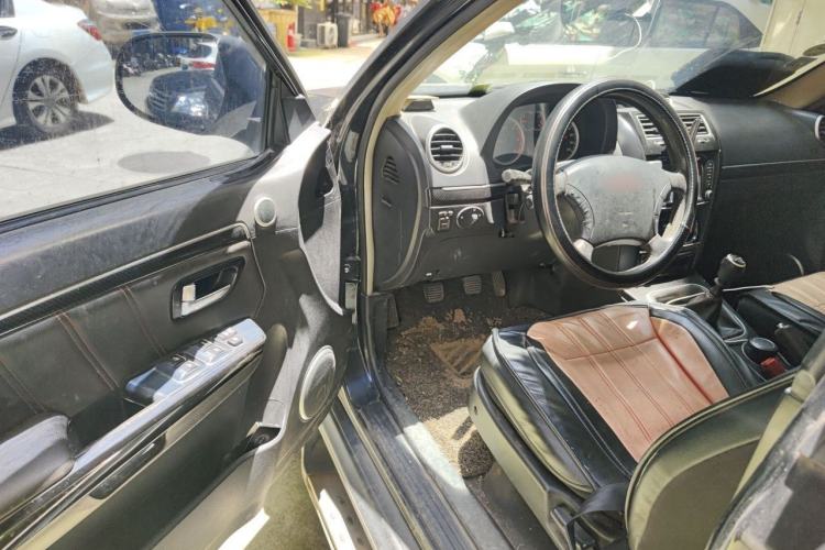 Used Haval H5 Classic 2015 2.0T Diesel Manual Two-Wheel Drive Entry-Level Version Driver Seat