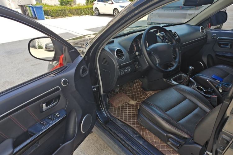 Used Haval H5 Classic 2015 2.0T Manual Two-Wheel Drive Elite Version Driver Seat