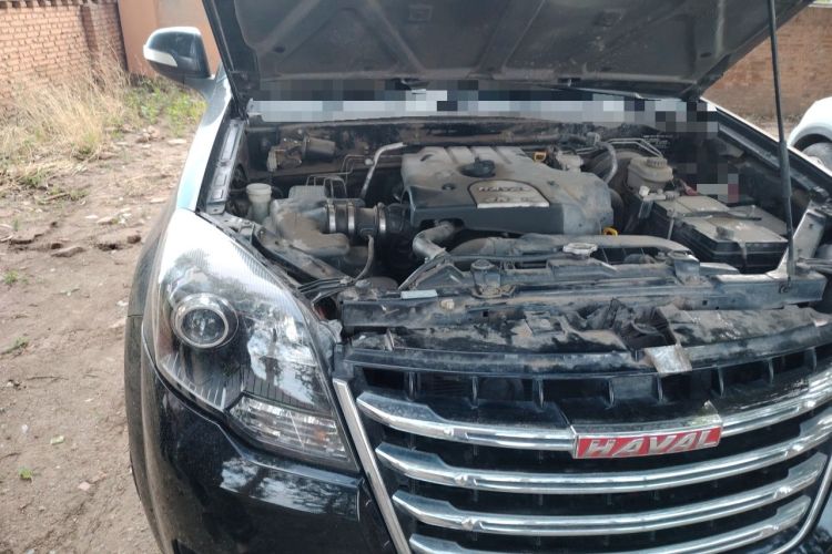Used Haval H5 Classic 2015 2.0T Diesel Automatic 4x4 Advanced Trim Engine Bay Right