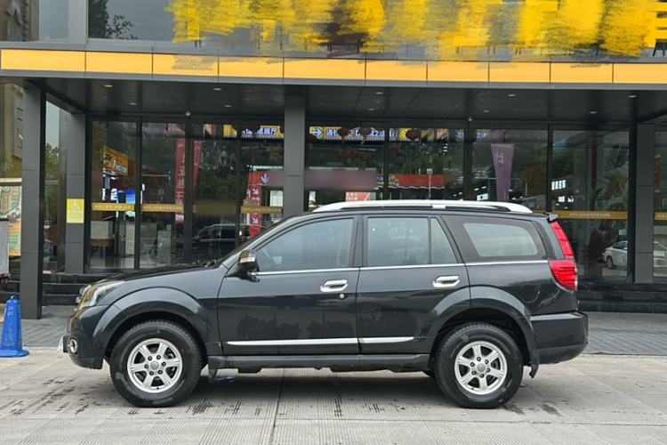 Used Haval H5 Classic 2015 2.0L Manual Two-Wheel Drive Entry-Level Trim Exterior 1