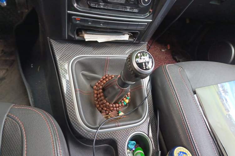 Used Haval H5 Classic 2015 2.0T Manual 4x4 Prestige Version Gear Lever