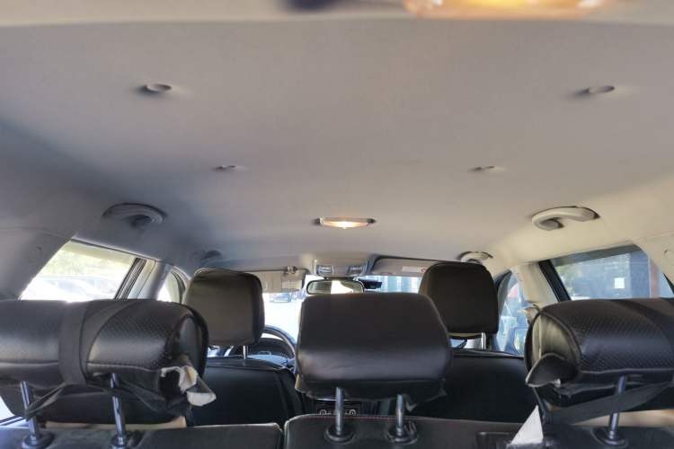 Used Haval H5 Classic 2015 2.0T Manual 4x4 Elite Edition Headliner