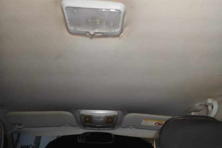 Used Haval H5 Classic 2015 2.0T Diesel Manual 4x4 Ambition Model Headliner