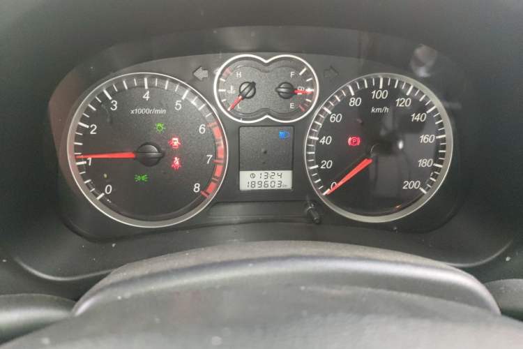 Used Haval H5 Classic 2015 2.0L Manual Two-Wheel Drive Entry-Level Trim Instrument Cluster