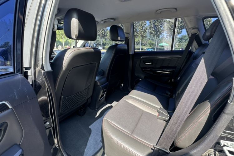 Used Haval H5 Classic 2015 2.0T Manual 4x4 Elite Edition Interior 1