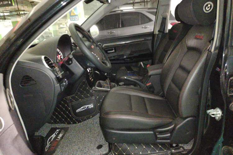 Used Haval H5 Classic 2015 2.0T Manual 4x4 Elite Edition Left Front Seat