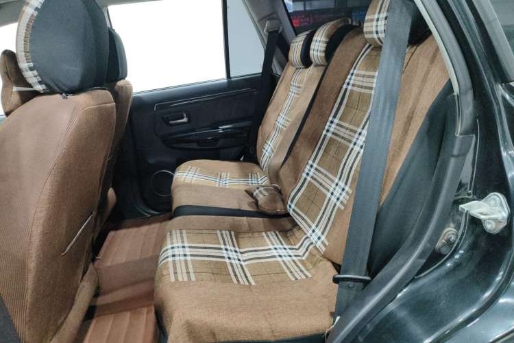 Used Haval H5 Classic 2015 2.0T Manual 4x4 Elite Edition Left Rear Seat