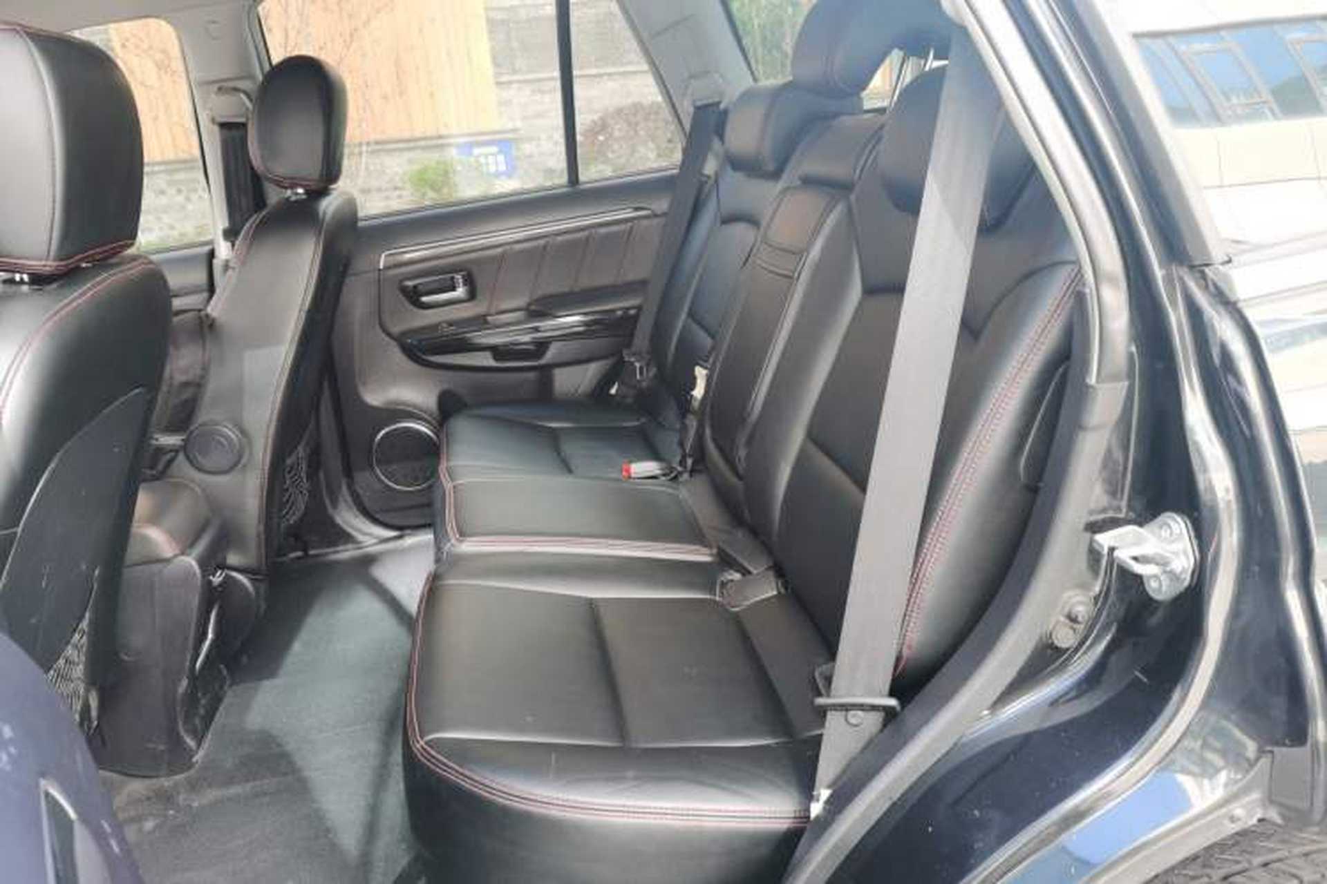 Used Haval H5 Classic 2015 2.0T Diesel Automatic Two-Wheel Drive Advanced Version Left Rear Seat