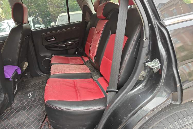 Used Haval H5 Classic 2015 2.0L Manual Two-Wheel Drive Entry-Level Trim Left Rear Seat