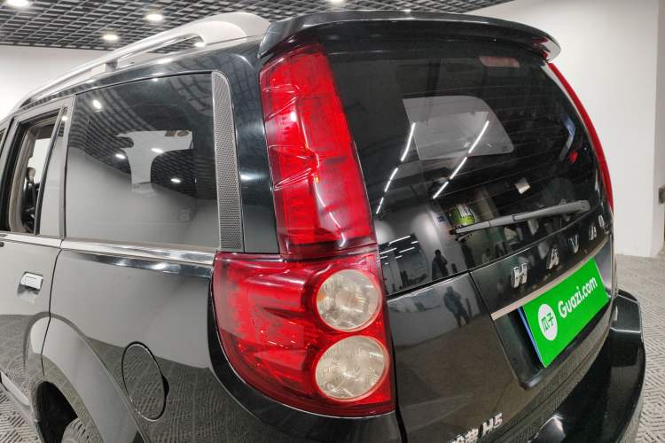 Used Haval H5 Classic 2015 2.0T Manual 4x4 Elite Edition Left Rear Taillight