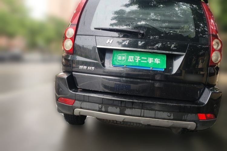 Used Haval H5 Classic 2015 2.0T Diesel Manual Two-Wheel Drive Entry-Level Version Rear