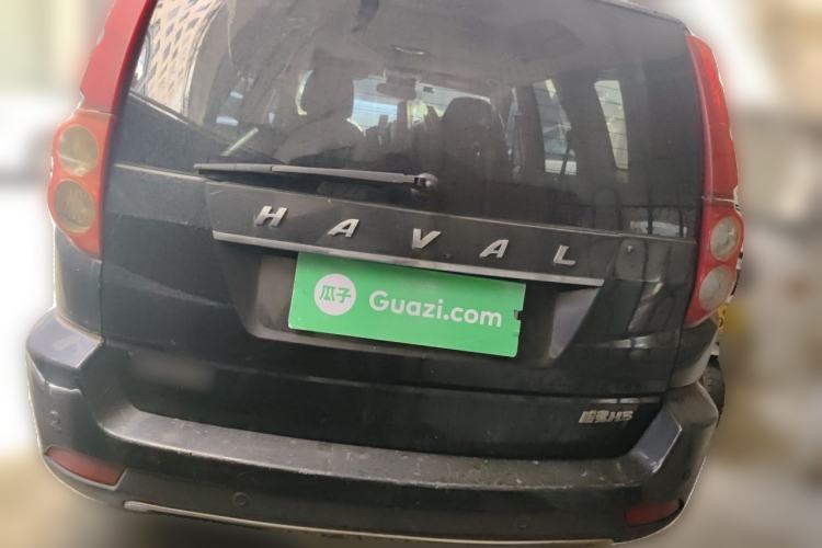 Used Haval H5 Classic 2015 2.0T Diesel Manual Two-Wheel Drive Entry-Level Version Rear