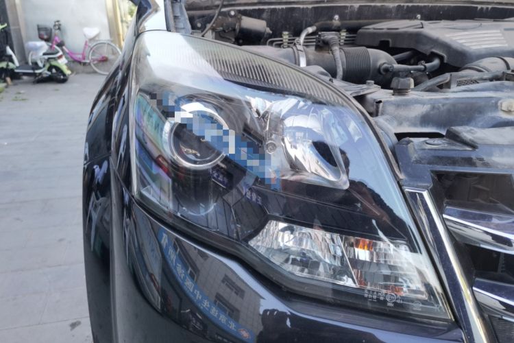 Used Haval H5 Classic 2015 2.0T Manual 4x4 Elite Edition Right Front Headlight