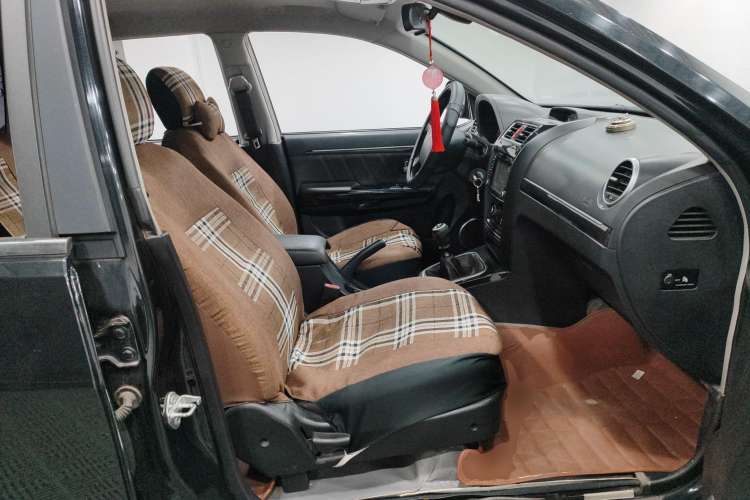 Used Haval H5 Classic 2015 2.0T Manual 4x4 Elite Edition Right Front Seat