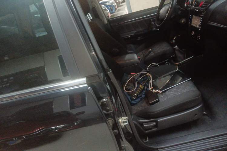 Used Haval H5 Classic 2015 2.0L Manual Two-Wheel Drive Entry-Level Trim Right Front Seat