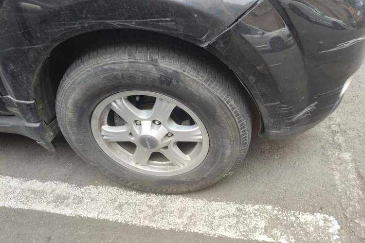 Used Haval H5 Classic 2015 2.0L Manual Two-Wheel Drive Entry-Level Trim Right Front Wheel Hub