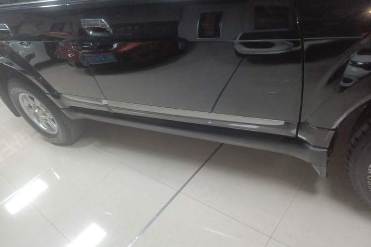 Used Haval H5 Classic 2015 2.0L Manual Two-Wheel Drive Entry-Level Trim Right Side Sill