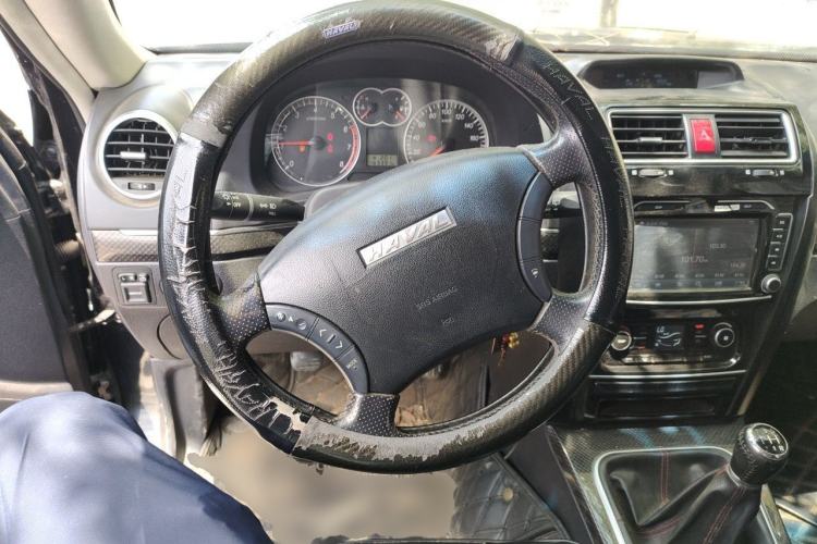 Used Haval H5 Classic 2015 2.0L Manual Two-Wheel Drive Entry-Level Trim Steering Wheel