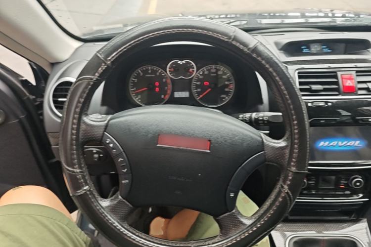 Used Haval H5 Classic 2015 2.0L Manual Two-Wheel Drive Entry-Level Trim Steering Wheel