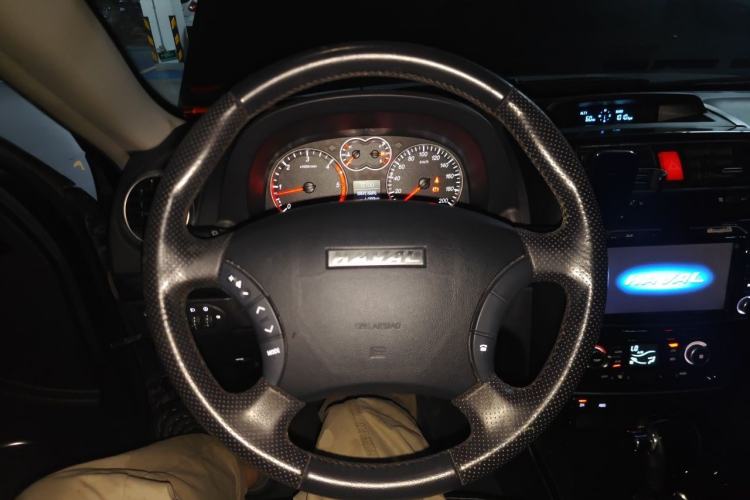 Used Haval H5 Classic 2015 2.0T Diesel Automatic 4x4 Advanced Trim Steering Wheel