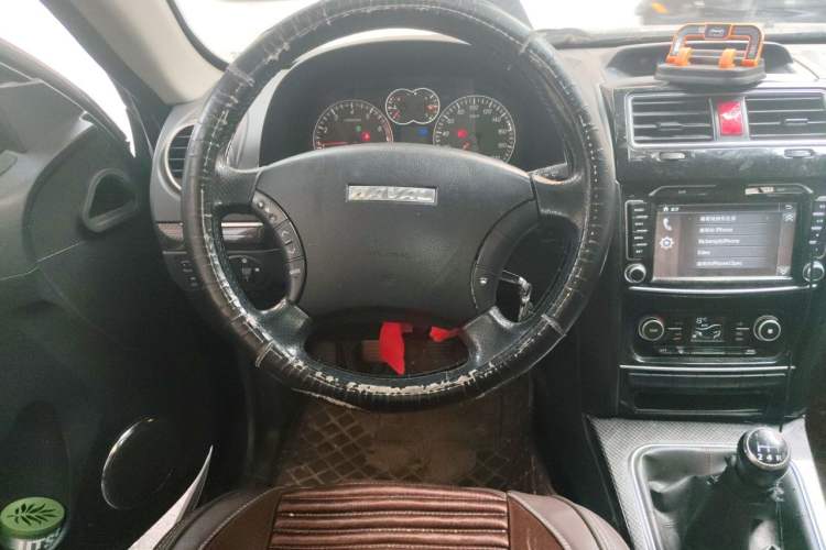 Used Haval H5 Classic 2015 2.0L Manual Two-Wheel Drive Entry-Level Trim Steering Wheel